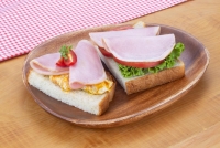 体においしいロースハム83g 画像